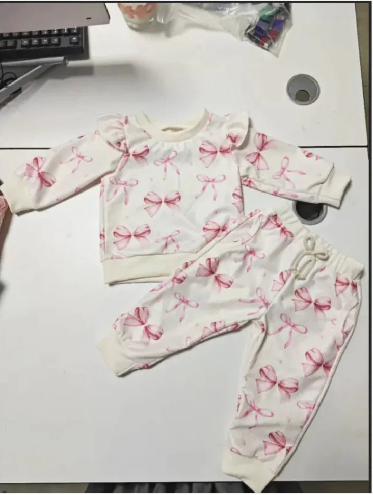 Cute Butterfly Print Baby Sweater and Pants Set - White - Infants planet